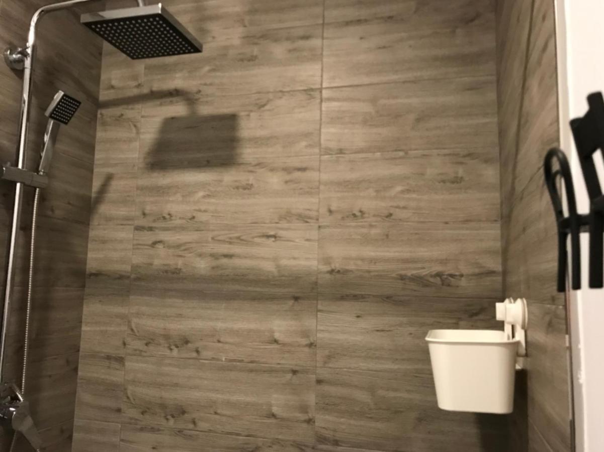 Pequeno Alojamiento Con Mini Piscina - No Climatizada 발렌시아 외부 사진