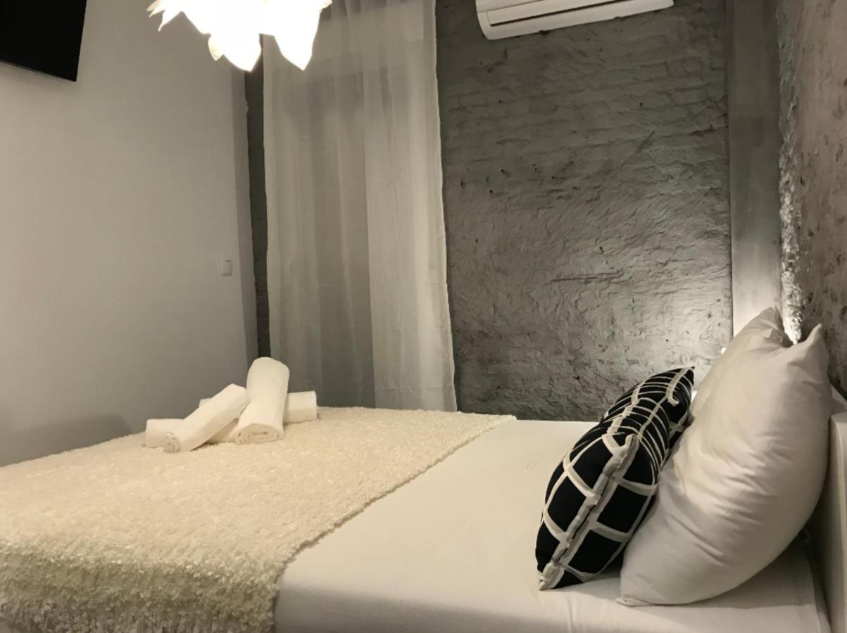 Pequeno Alojamiento Con Mini Piscina - No Climatizada 발렌시아 외부 사진